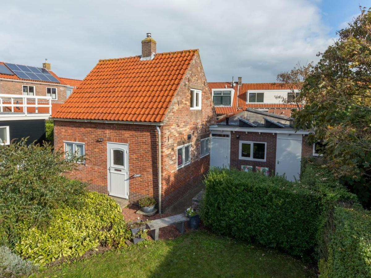 Quaint Holiday Home In Domburg With Terrace Exteriör bild
