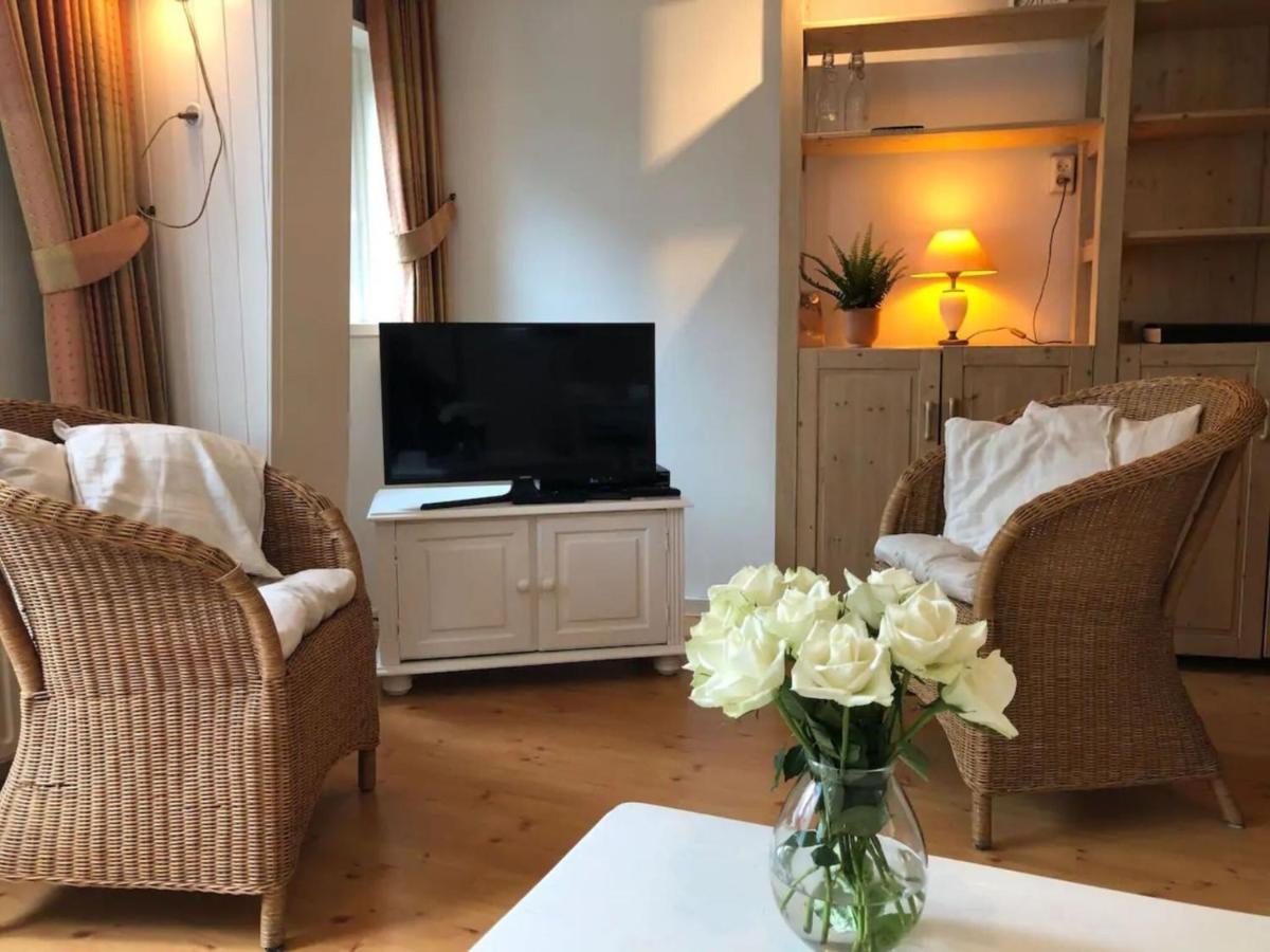 Quaint Holiday Home In Domburg With Terrace Exteriör bild