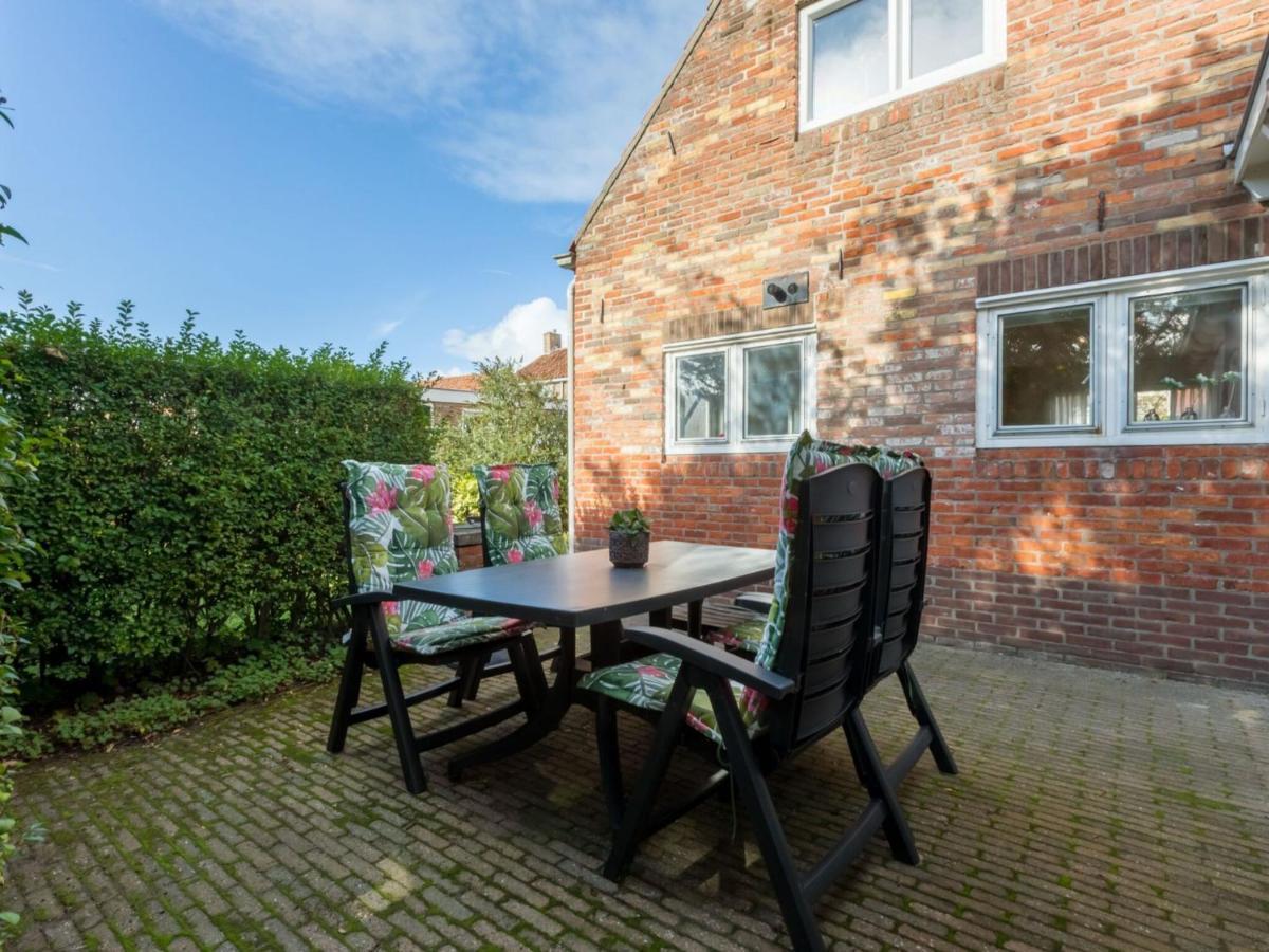 Quaint Holiday Home In Domburg With Terrace Exteriör bild